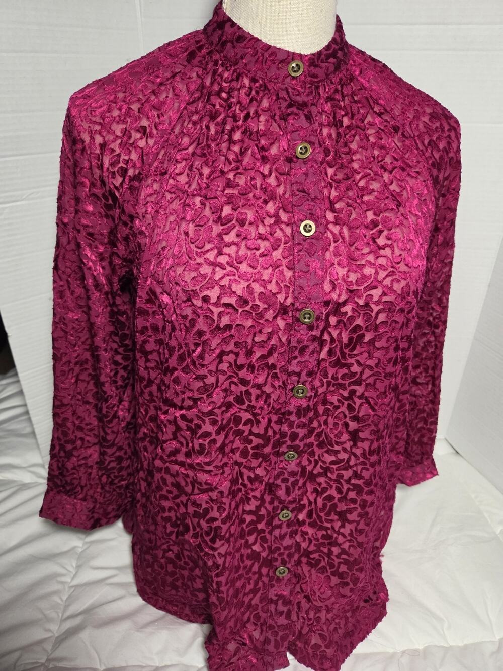 Anthropologie XS Susanna Velvet Burnout Top Button Up Rasberry Berry Georgette